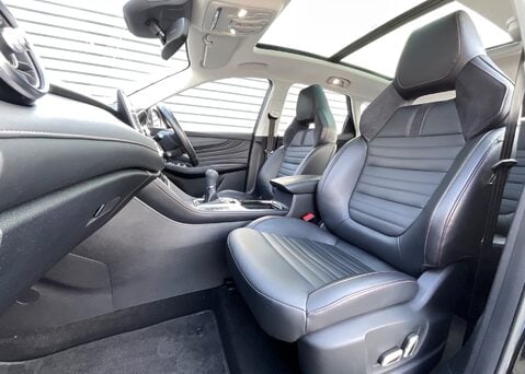 MG HS 1.5 T-GDI EXCLUSIVE 16