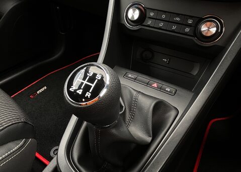 MG MG3 EXCLUSIVE NAV VTI-TECH 15