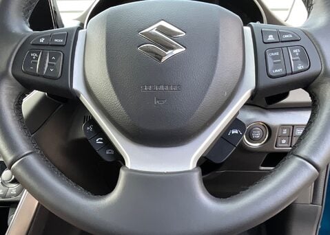 Suzuki S-Cross MOTION 22