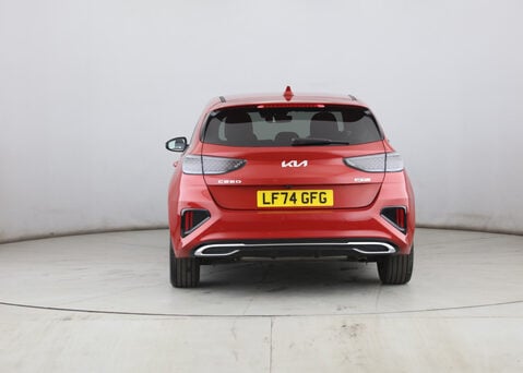 Kia Ceed 1.5T-GDi GT-LINE 138 ISG 5