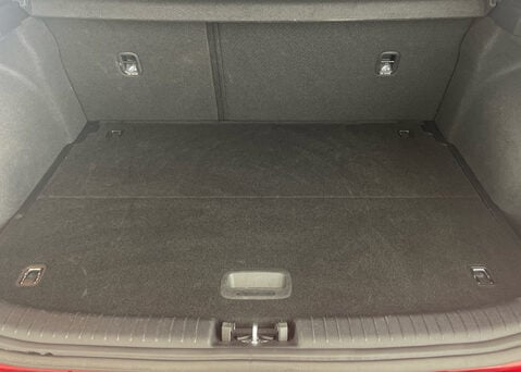 Kia Ceed 1.5T-GDi GT-LINE 138 ISG 14