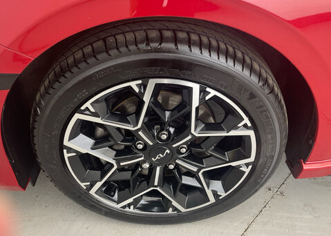 Kia Ceed 1.5T-GDi GT-LINE 138 ISG 15