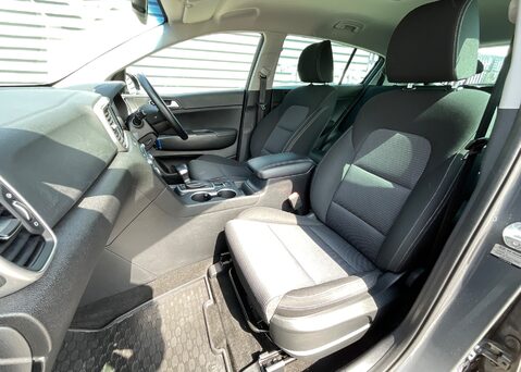 Kia Sportage 1.6 CRDI 2 ISG MHEV 12
