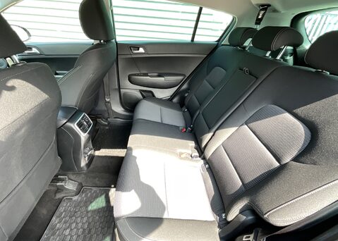 Kia Sportage 1.6 CRDI 2 ISG MHEV 16