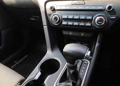 Kia Sportage 1.6 CRDI 2 ISG MHEV 22