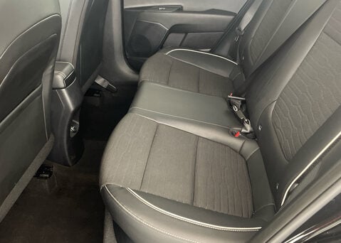 Kia Stonic 1.0T-GDi 48V GT-LINE S DCT Auto 12