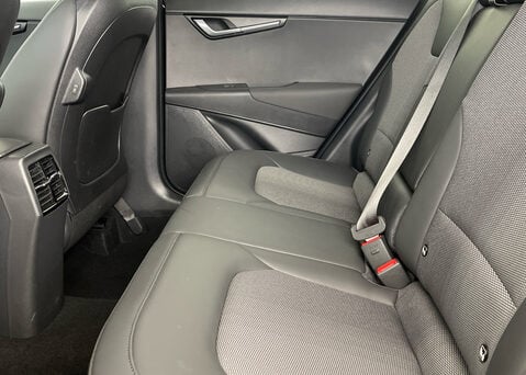 Kia Niro 1.6GDI HEV '3' DCT Auto 12