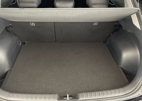 Kia Niro 1.6GDI HEV '3' DCT Auto 13