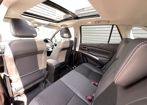 Suzuki S-Cross ULTRA BOOSTERJET ALLGRIP MHEV 14