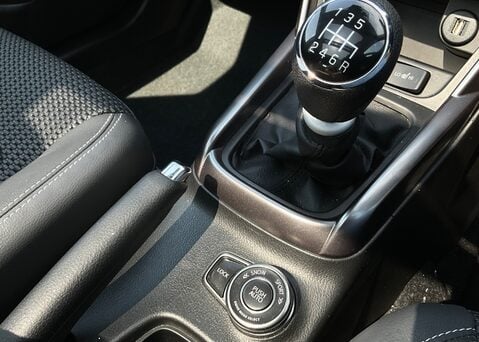 Suzuki S-Cross ULTRA BOOSTERJET ALLGRIP MHEV 22