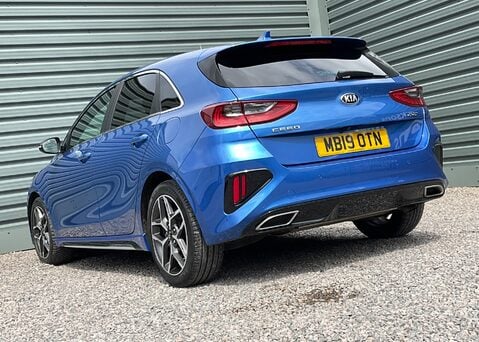 Kia Ceed 1.4 T-GDi GT-LINE ISG 8
