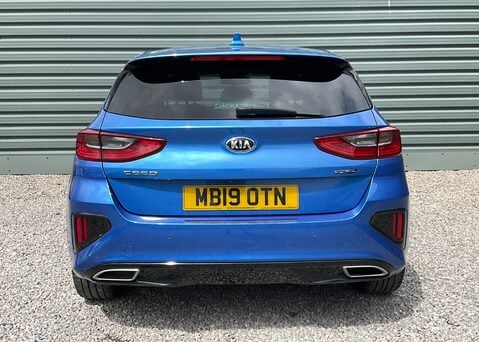 Kia Ceed 1.4 T-GDi GT-LINE ISG 9
