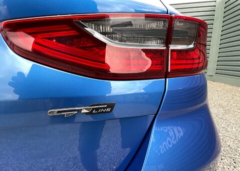 Kia Ceed 1.4 T-GDi GT-LINE ISG 12