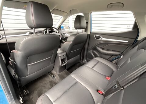 MG ZS EXCLUSIVE VTI-TECH 14