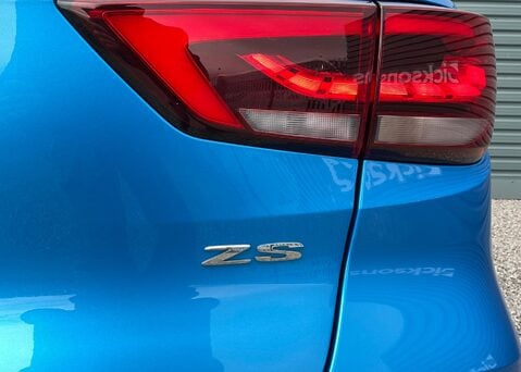 MG ZS EXCLUSIVE VTI-TECH 17