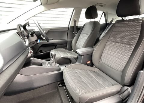 Kia Stonic 1.0 T-GDi 99bhp '2' 14
