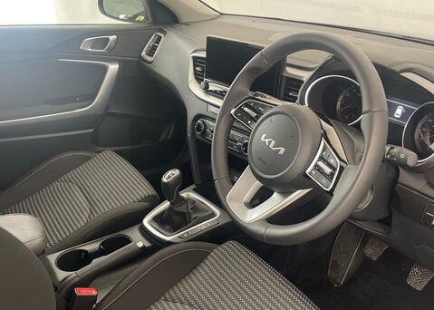 Kia Ceed Sportswagon 1.5 T-GDi '2' ISG 7