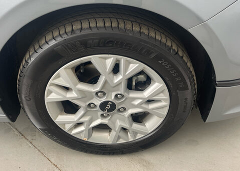 Kia Ceed Sportswagon 1.5 T-GDi '2' ISG 17