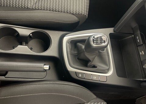 Kia Ceed Sportswagon 1.5 T-GDi '2' ISG 18