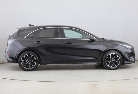 Kia Ceed 1.5 T-GDi GT-LINE ISG