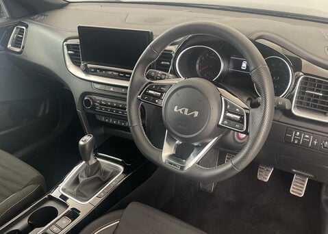 Kia Ceed 1.5 T-GDi GT-LINE ISG 7