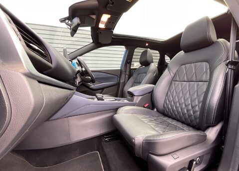 Nissan Qashqai DIG-T TEKNA PLUS DCT MHEV 8