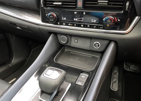 Nissan Qashqai DIG-T TEKNA PLUS DCT MHEV 25