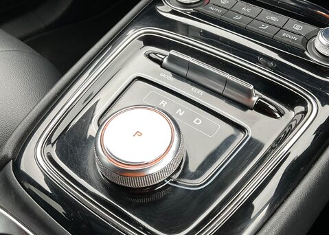 MG MG5 EXCLUSIVE 20
