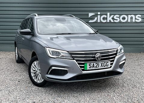 MG MG5 EXCLUSIVE 1