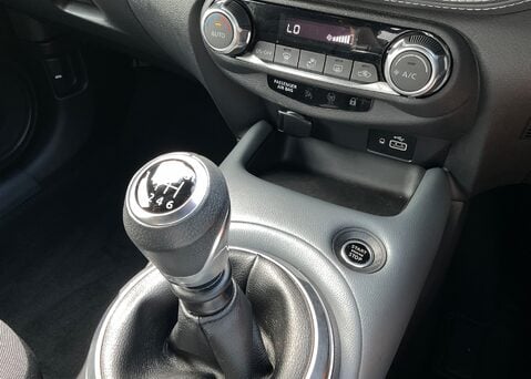 Nissan Juke DIG-T N-CONNECTA 22