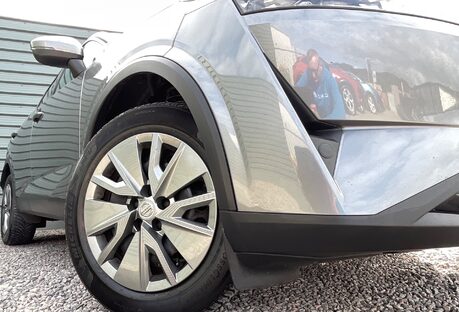 Nissan Qashqai DIG-T VISIA MHEV