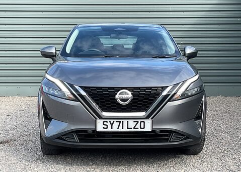 Nissan Qashqai DIG-T VISIA MHEV 4