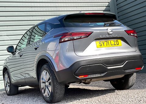 Nissan Qashqai DIG-T VISIA MHEV 12
