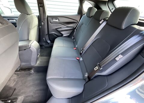 Nissan Qashqai DIG-T VISIA MHEV 17