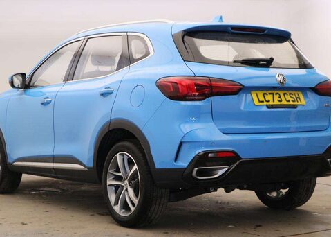 MG HS 1.5 T-GDI SE DCT 4