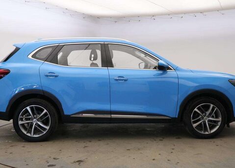 MG HS 1.5 T-GDI SE DCT 5