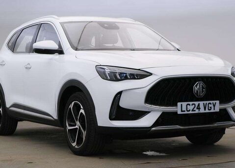 MG HS 1.5 T-GDI SE DCT 1