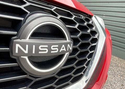 Nissan Juke DIG-T VISIA 5