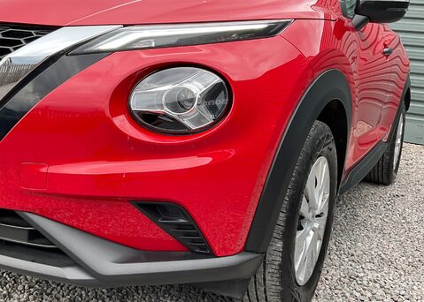 Nissan Juke DIG-T VISIA 6