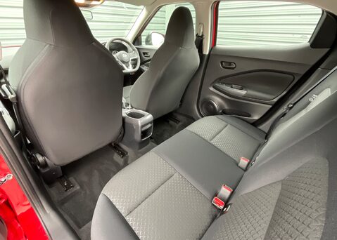 Nissan Juke DIG-T VISIA 13