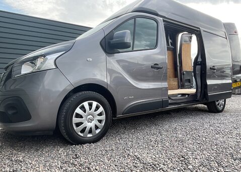 Nissan NV300 DCI tekna LH2 10