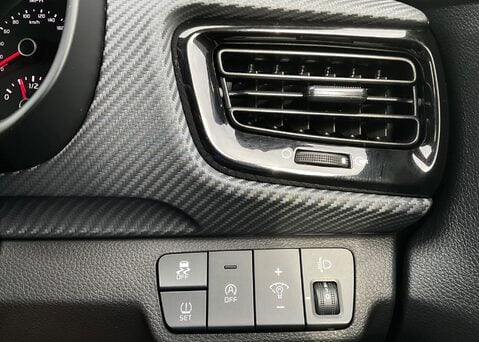 Kia Stonic 1.0 T-GDi DCT 48v GT-Line 'S'  25
