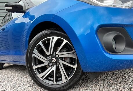 Suzuki Swift SZ5 DUALJET MHEV