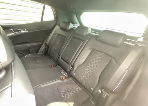 Kia Sportage GT-Line 1.6 T-GDi HEV 19