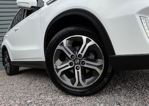 Suzuki Vitara SZ5 ALLGRIP 2