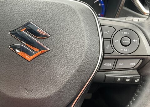 Suzuki Swace SZ5 25