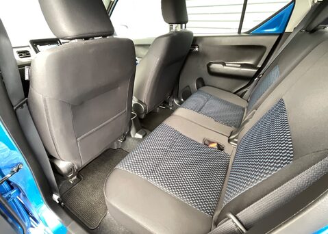 Suzuki Ignis SZ5 DUALJET MHEV 3