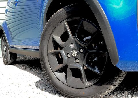 Suzuki Ignis SZ5 DUALJET MHEV 2