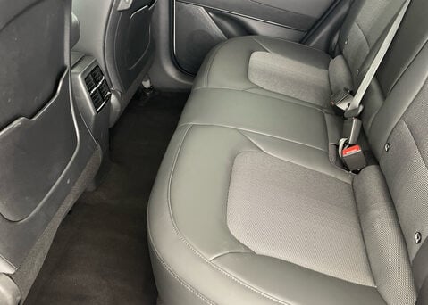 Kia Niro EV 64.8kWh 3 12