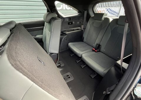 Kia Sorento 1.6T-GDi HEV '2' AWD 7 SEAT 23